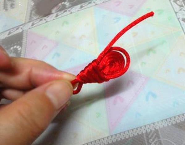 中国结之琵琶盘扣手工编法教程(图6)
