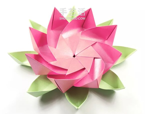 折纸八瓣莲花的视频教程 包括花瓣和叶子折法(图1) 折纸八瓣莲花的视频教程 包括花瓣和叶子折法(图1)