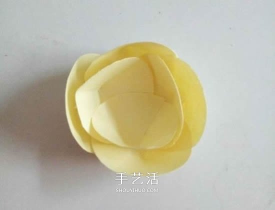 简单纸花怎么做图解 组合式花朵的制作方法(图6) 简单纸花怎么做图解 组合式花朵的制作方法(图6)