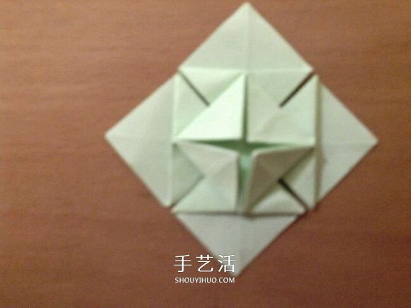 幸运四叶草的折法图解 怎么折纸四叶草步骤图(图18) 幸运四叶草的折法图解 怎么折纸四叶草步骤图(图18)