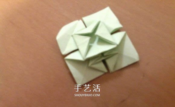 幸运四叶草的折法图解 怎么折纸四叶草步骤图(图21) 幸运四叶草的折法图解 怎么折纸四叶草步骤图(图21)