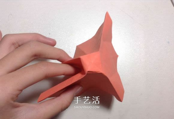 怎么折纸月季花的方法 手工月季花的折法图解(图26) 怎么折纸月季花的方法 手工月季花的折法图解(图26)