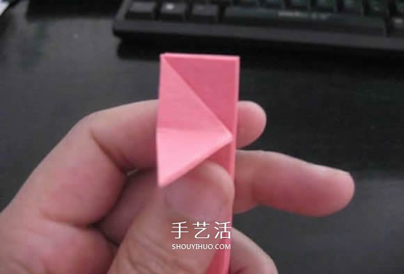赠送初恋的小礼物!折纸蔷薇戒指的折法图解(图28) 赠送初恋的小礼物!折纸蔷薇戒指的折法图解(图28)