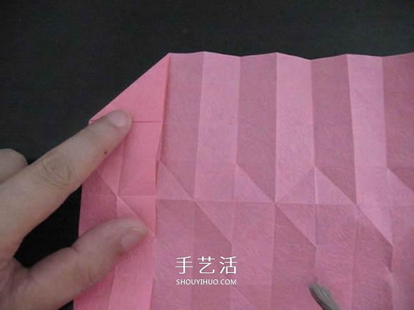 赠送初恋的小礼物!折纸蔷薇戒指的折法图解(图35) 赠送初恋的小礼物!折纸蔷薇戒指的折法图解(图35)