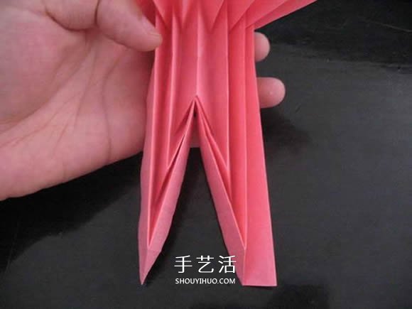 赠送初恋的小礼物!折纸蔷薇戒指的折法图解(图63) 赠送初恋的小礼物!折纸蔷薇戒指的折法图解(图63)