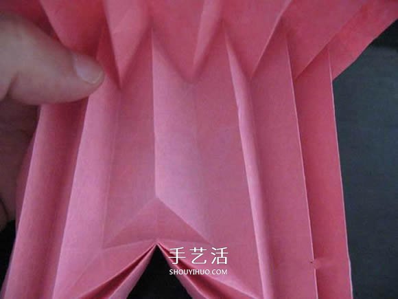 赠送初恋的小礼物!折纸蔷薇戒指的折法图解(图64) 赠送初恋的小礼物!折纸蔷薇戒指的折法图解(图64)