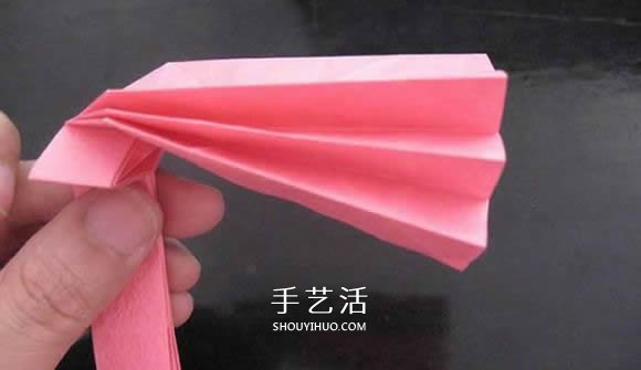 赠送初恋的小礼物!折纸蔷薇戒指的折法图解(图70) 赠送初恋的小礼物!折纸蔷薇戒指的折法图解(图70)