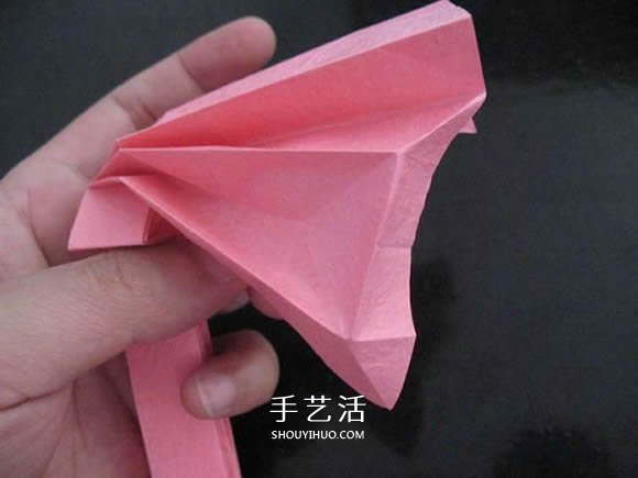 赠送初恋的小礼物!折纸蔷薇戒指的折法图解(图71) 赠送初恋的小礼物!折纸蔷薇戒指的折法图解(图71)