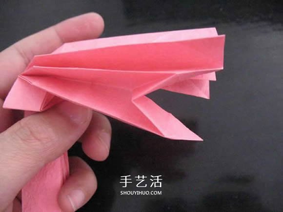 赠送初恋的小礼物!折纸蔷薇戒指的折法图解(图72) 赠送初恋的小礼物!折纸蔷薇戒指的折法图解(图72)