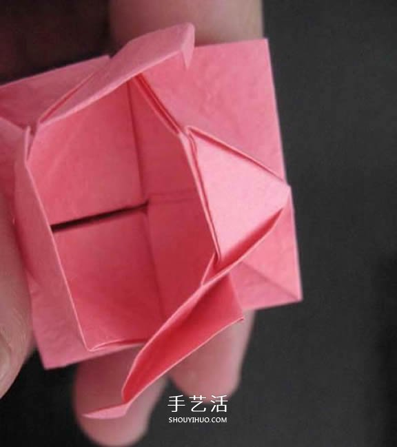 赠送初恋的小礼物!折纸蔷薇戒指的折法图解(图95) 赠送初恋的小礼物!折纸蔷薇戒指的折法图解(图95)