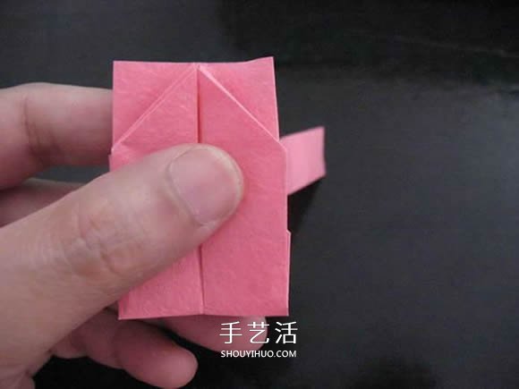 赠送初恋的小礼物!折纸蔷薇戒指的折法图解(图79) 赠送初恋的小礼物!折纸蔷薇戒指的折法图解(图79)