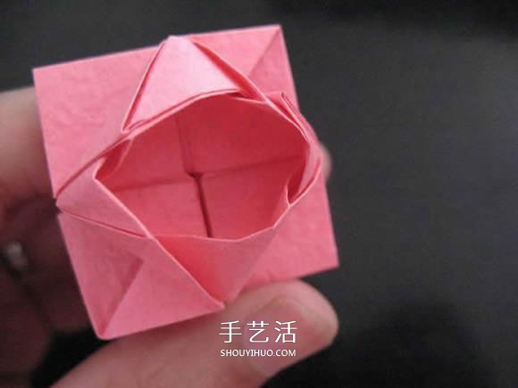 赠送初恋的小礼物!折纸蔷薇戒指的折法图解(图96) 赠送初恋的小礼物!折纸蔷薇戒指的折法图解(图96)