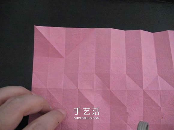 赠送初恋的小礼物!折纸蔷薇戒指的折法图解(图29) 赠送初恋的小礼物!折纸蔷薇戒指的折法图解(图29)