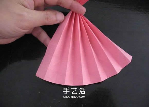 赠送初恋的小礼物!折纸蔷薇戒指的折法图解(图48) 赠送初恋的小礼物!折纸蔷薇戒指的折法图解(图48)