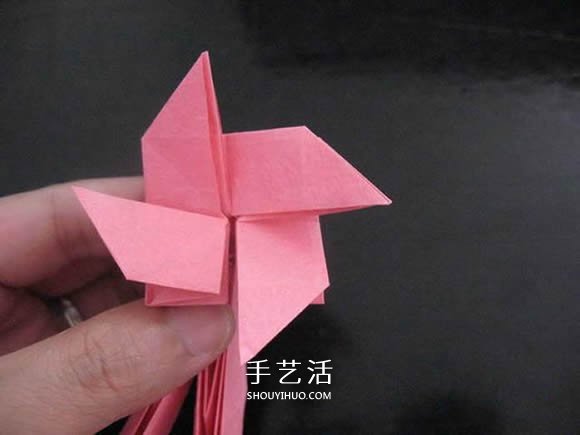 赠送初恋的小礼物!折纸蔷薇戒指的折法图解(图73) 赠送初恋的小礼物!折纸蔷薇戒指的折法图解(图73)