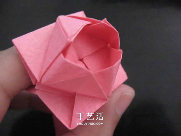 赠送初恋的小礼物!折纸蔷薇戒指的折法图解(图78) 赠送初恋的小礼物!折纸蔷薇戒指的折法图解(图78)
