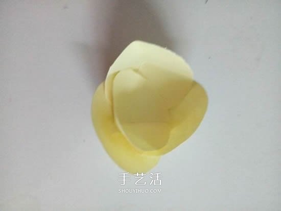 简单纸花怎么做图解 组合式花朵的制作方法(图7) 简单纸花怎么做图解 组合式花朵的制作方法(图7)