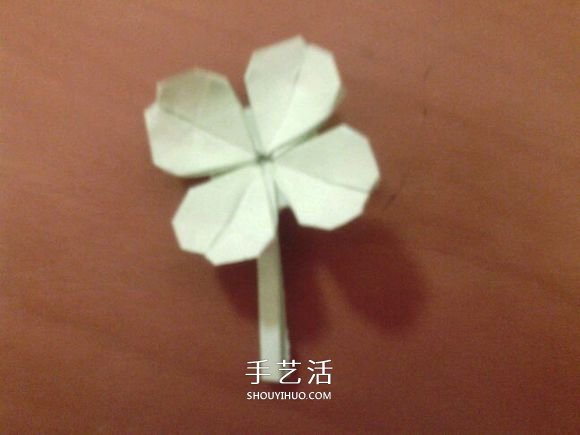 幸运四叶草的折法图解 怎么折纸四叶草步骤图 - 诺云双维造物网