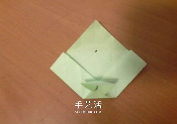 幸运四叶草的折法图解 怎么折纸四叶草步骤图(图10) 幸运四叶草的折法图解 怎么折纸四叶草步骤图(图10)