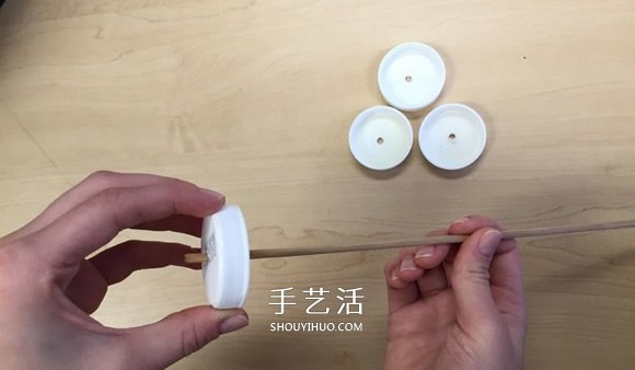 自制电动风力车玩具的制作方法教程(图10) 自制电动风力车玩具的制作方法教程(图10)