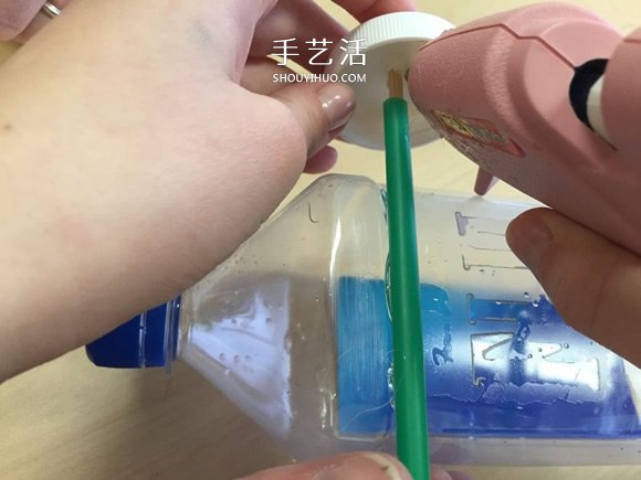 自制电动风力车玩具的制作方法教程(图14) 自制电动风力车玩具的制作方法教程(图14)