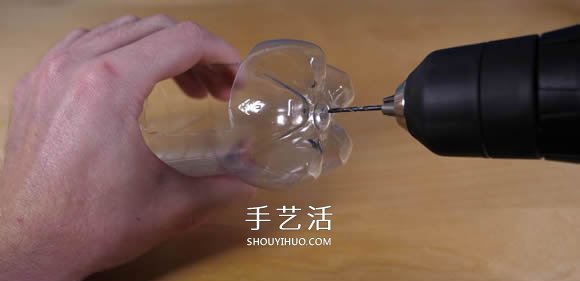 可乐瓶科技小制作 DIY橡皮筋动力飞机的方法(图6) 可乐瓶科技小制作 DIY橡皮筋动力飞机的方法(图6)
