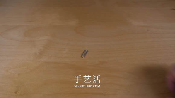 可乐瓶科技小制作 DIY橡皮筋动力飞机的方法(图13) 可乐瓶科技小制作 DIY橡皮筋动力飞机的方法(图13)