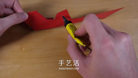 可乐瓶科技小制作 DIY橡皮筋动力飞机的方法(图22) 可乐瓶科技小制作 DIY橡皮筋动力飞机的方法(图22)