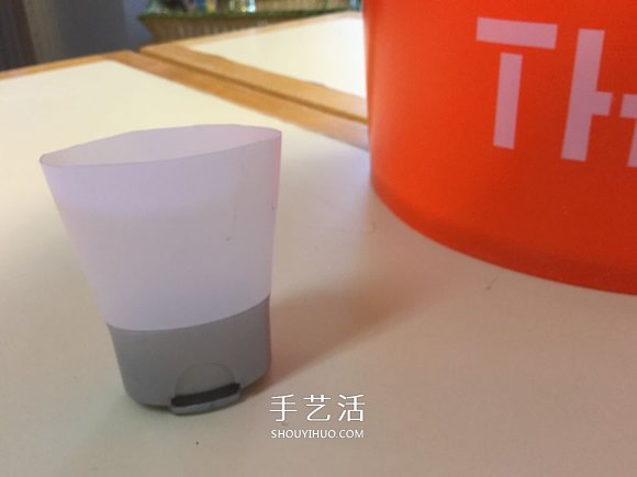 自制滚弹珠玩具的方法 简单的废物利用小制作(图10) 自制滚弹珠玩具的方法 简单的废物利用小制作(图10)