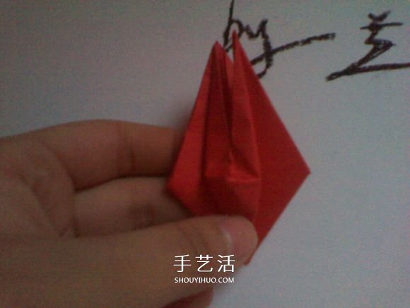 彼岸花的折法步骤图解 详细折纸彼岸花的过程(图16) 彼岸花的折法步骤图解 详细折纸彼岸花的过程(图16)