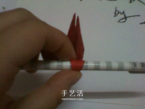 彼岸花的折法步骤图解 详细折纸彼岸花的过程(图21) 彼岸花的折法步骤图解 详细折纸彼岸花的过程(图21)