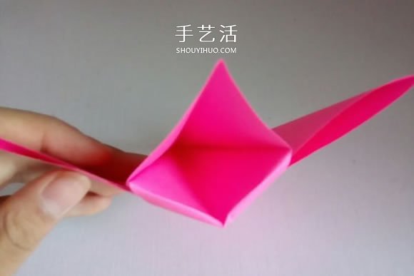 简单又漂亮五瓣纸花的折法步骤图解(图6) 简单又漂亮五瓣纸花的折法步骤图解(图6)