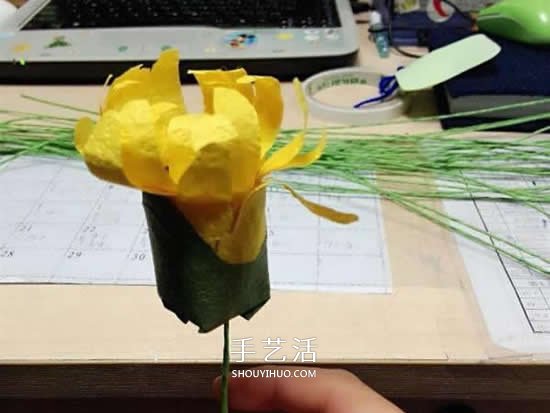 手揉纸花的手工制作教程 新手也能轻松完成!(图3) 手揉纸花的手工制作教程 新手也能轻松完成!(图3)