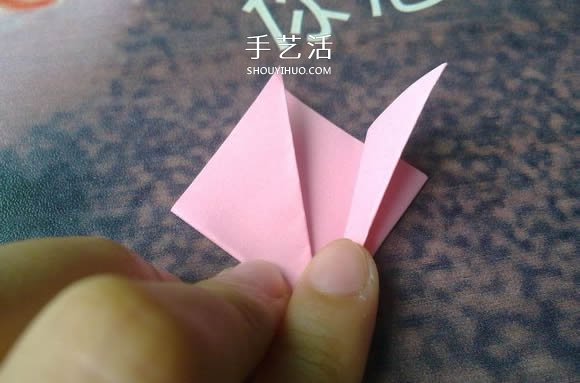 肯定学得会!超简单五瓣樱花的折纸方法步骤(图3) 肯定学得会!超简单五瓣樱花的折纸方法步骤(图3)
