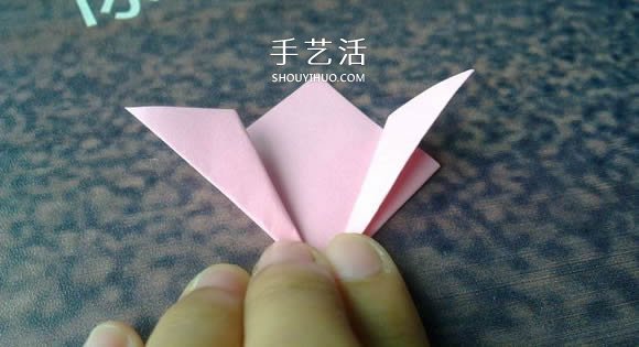 肯定学得会!超简单五瓣樱花的折纸方法步骤(图4) 肯定学得会!超简单五瓣樱花的折纸方法步骤(图4)