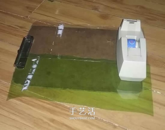 汽水瓶废物利用手工制作黑框太阳镜的方法(图3) 汽水瓶废物利用手工制作黑框太阳镜的方法(图3)