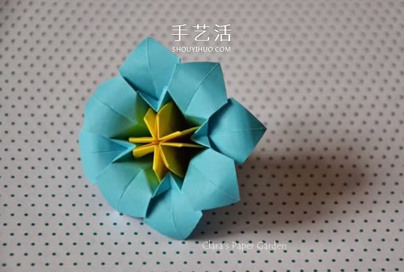 三张纸折八瓣花的折法图解 还能做成立体花球 - 诺云双维造物网
