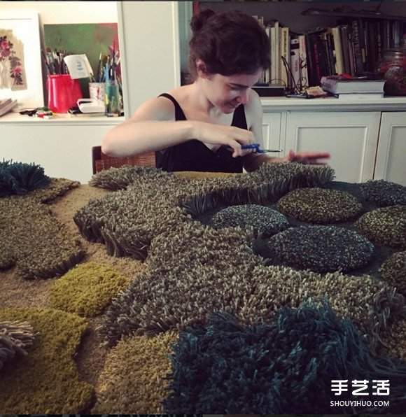 利用绿色毛线织成的自然系地毯 看起来超舒服(图3) 利用绿色毛线织成的自然系地毯 看起来超舒服(图3)