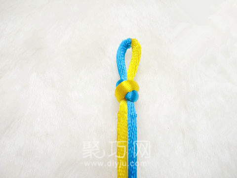 中国结叠翼盘长结徒手编法图解(图4) 中国结叠翼盘长结徒手编法图解(图4)