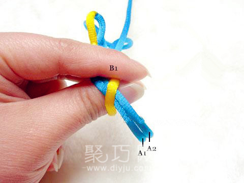 中国结叠翼盘长结徒手编法图解(图7)