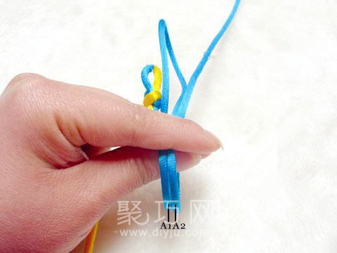 中国结叠翼盘长结徒手编法图解(图6) 中国结叠翼盘长结徒手编法图解(图6)
