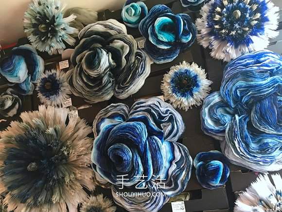 超薄纸张做成巨型花朵!栩栩如生的浪漫世界(图3) 超薄纸张做成巨型花朵!栩栩如生的浪漫世界(图3)