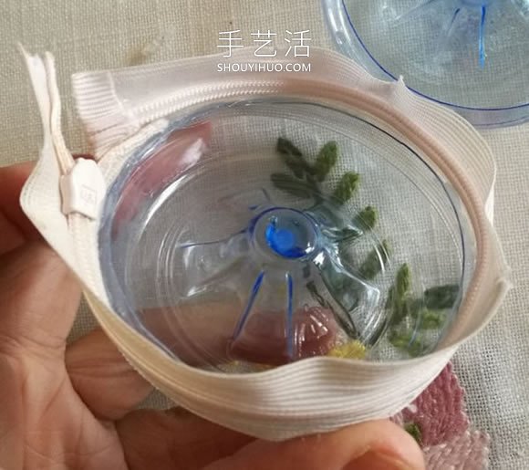 自制耳机包的方法 只需两个塑料瓶废物利用!(图5) 自制耳机包的方法 只需两个塑料瓶废物利用!(图5)
