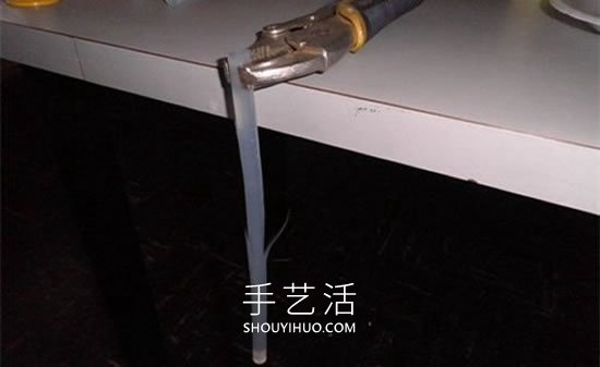 自制矿泉水瓶仿真花的方法图解教程(图9) 自制矿泉水瓶仿真花的方法图解教程(图9)