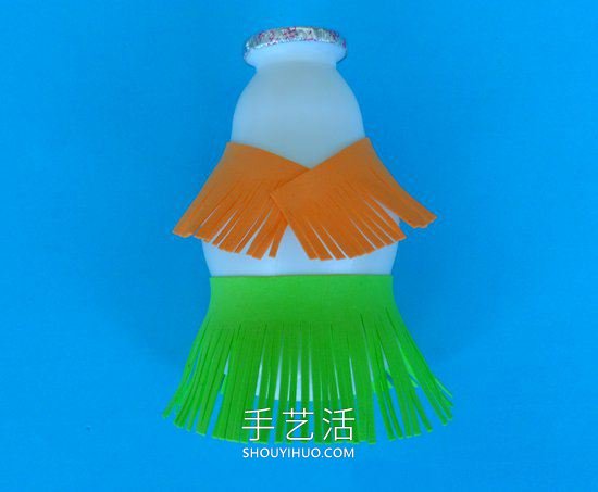 酸奶瓶手工制作女郎人偶的做法教程(图4)