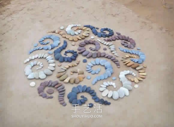 海滩上的拼搭艺术!令人赏心悦目的石头拼画(图12) 海滩上的拼搭艺术!令人赏心悦目的石头拼画(图12)