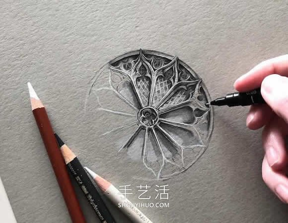 错综复杂的建筑图纸！捕捉哥特式建筑之美 - 诺云双维造物网