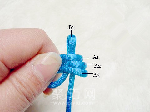 四宝三套的编法教程 怎样编中国结中的宝结(图7)