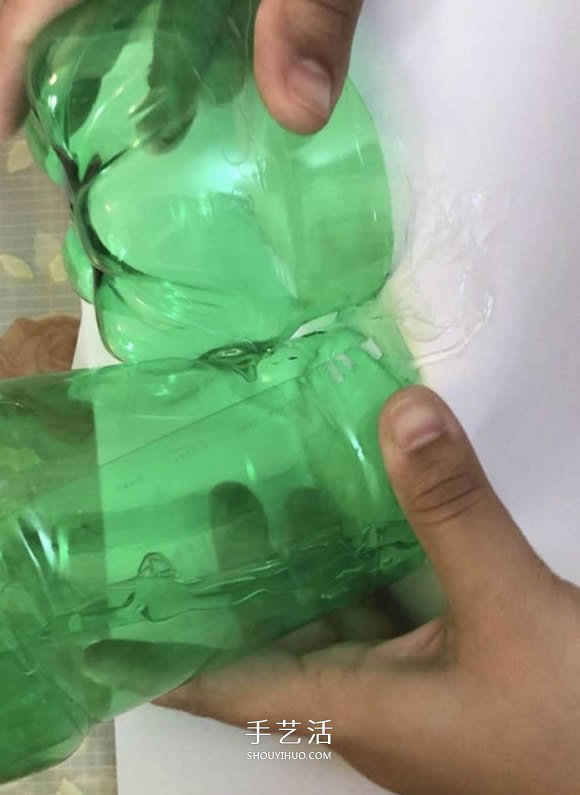 雪碧瓶手工制作万圣节女巫屋图解教程(图8) 雪碧瓶手工制作万圣节女巫屋图解教程(图8)