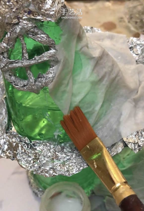 雪碧瓶手工制作万圣节女巫屋图解教程(图13) 雪碧瓶手工制作万圣节女巫屋图解教程(图13)